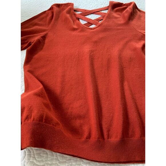 Love Ellie Burnt Orange V-Neck Sweater with Criss-Cross Back Detail Size XXL - Picture 8 of 11